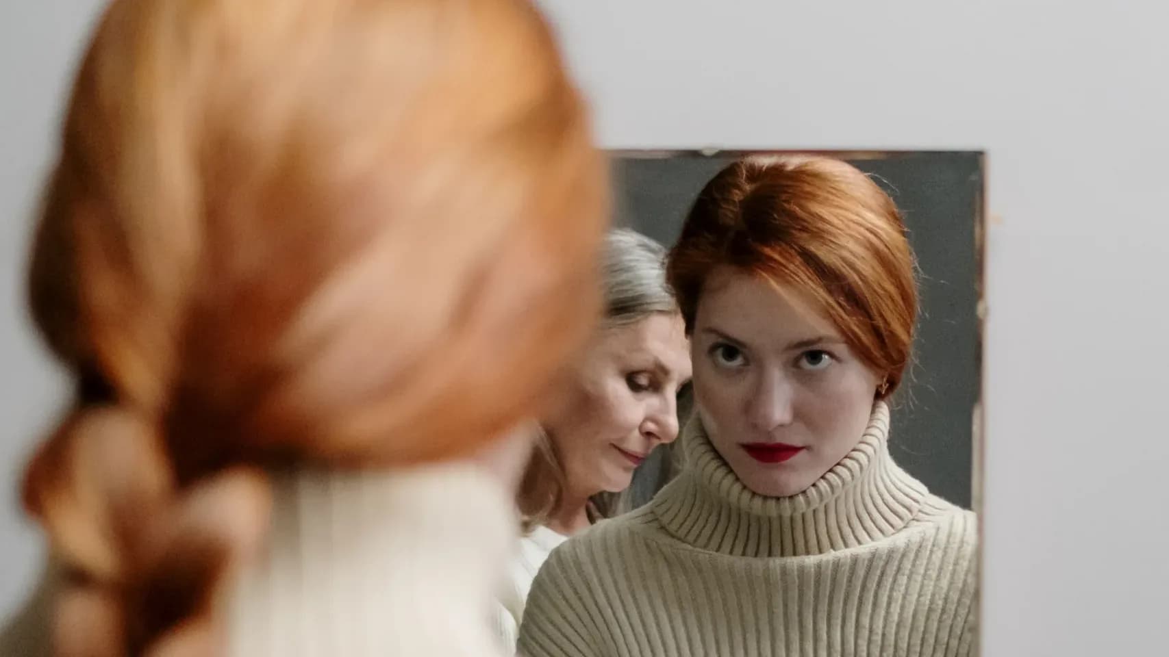 Dating a narcissist? 11 subtle signs that may reveal the pattern