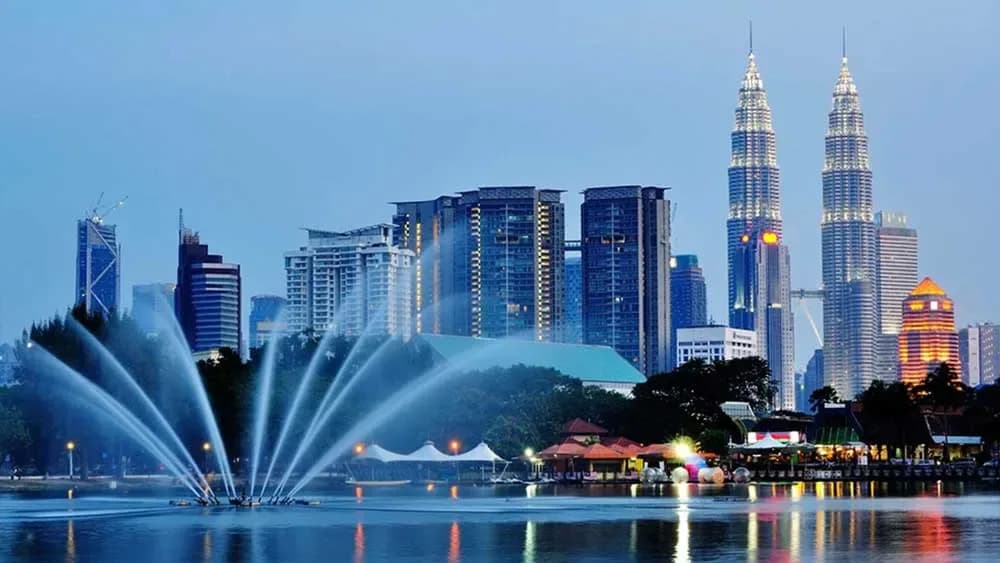 Planning a Malaysia Trip? Indians can go visa-free, but jobs are different