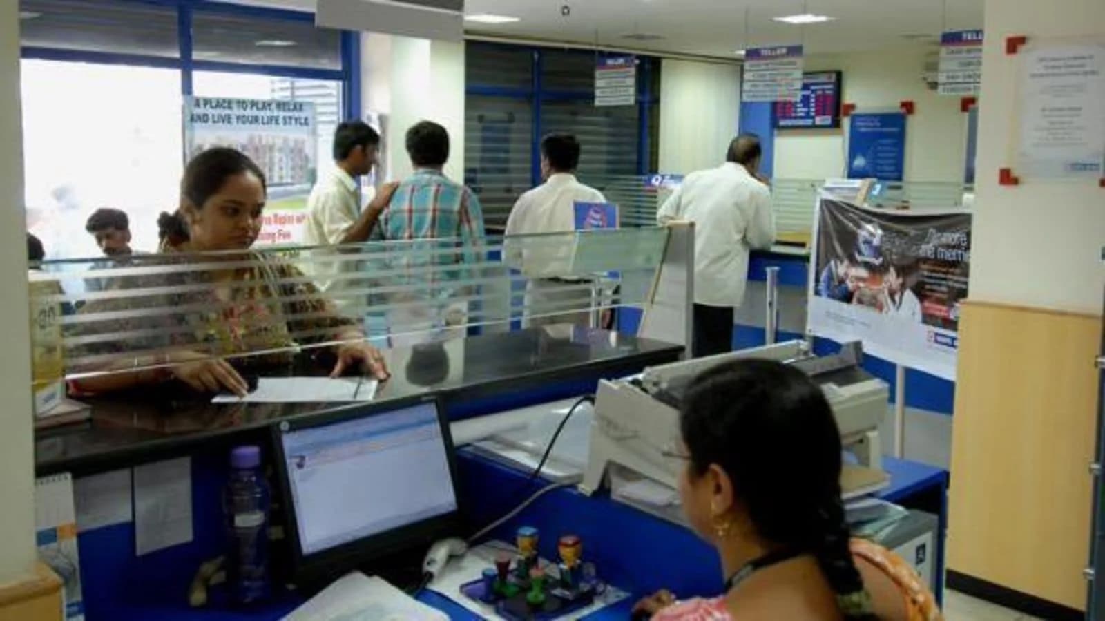 3-day bank strike deferred as panel takes up 5-day week demand