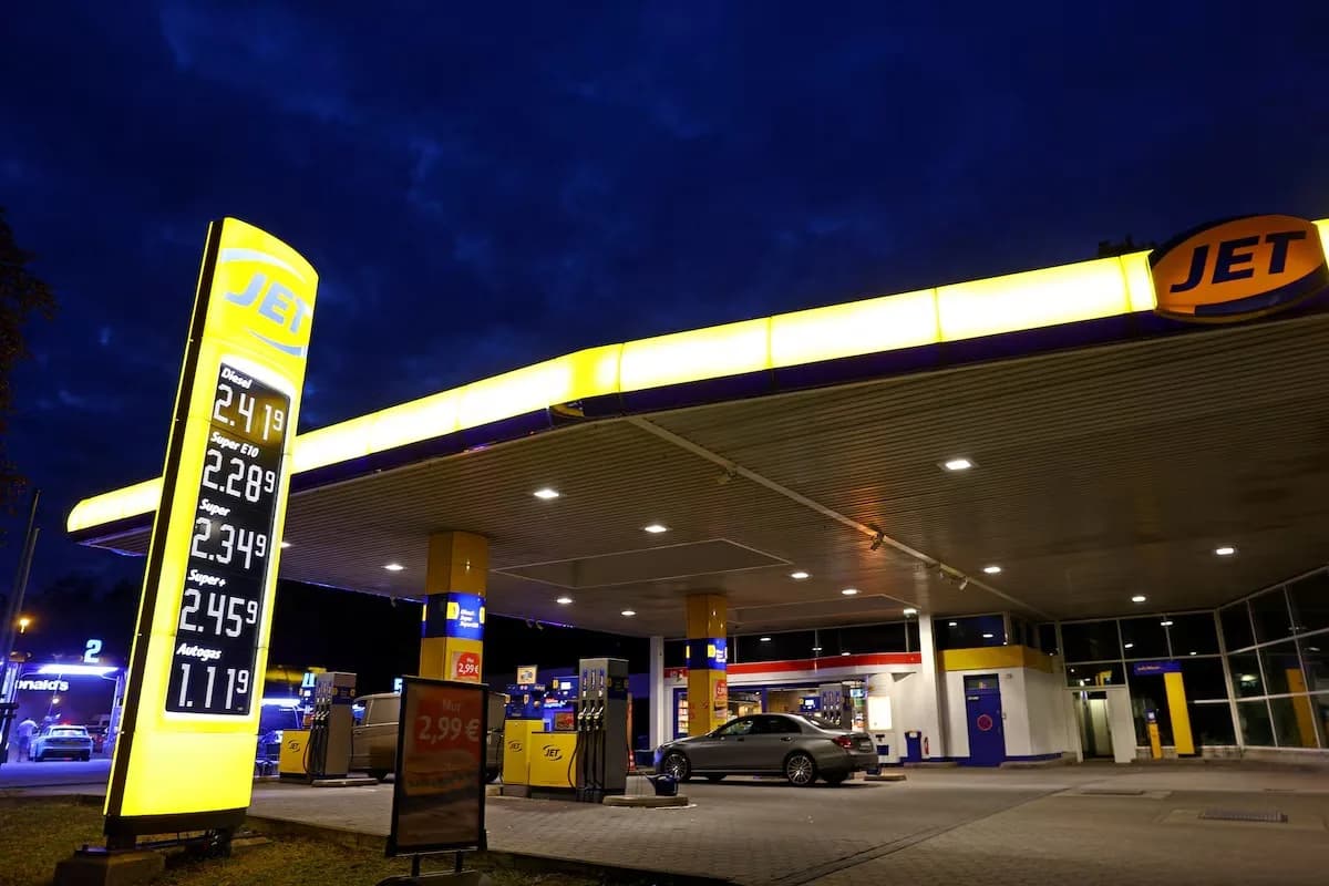 Europe weighs 50 million-barrel diesel stock release amid US pressure